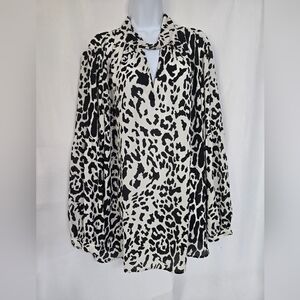 Laurie Felt Black/White Cheetah Key Hole Neckline Long Blouse Plus Size 2X